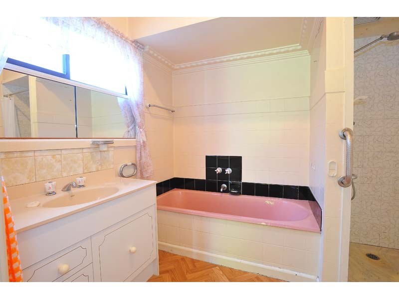 11 Finlay Street, Yarraville VIC 3013