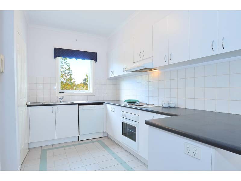 42 The Crescent, Kensington VIC 3031