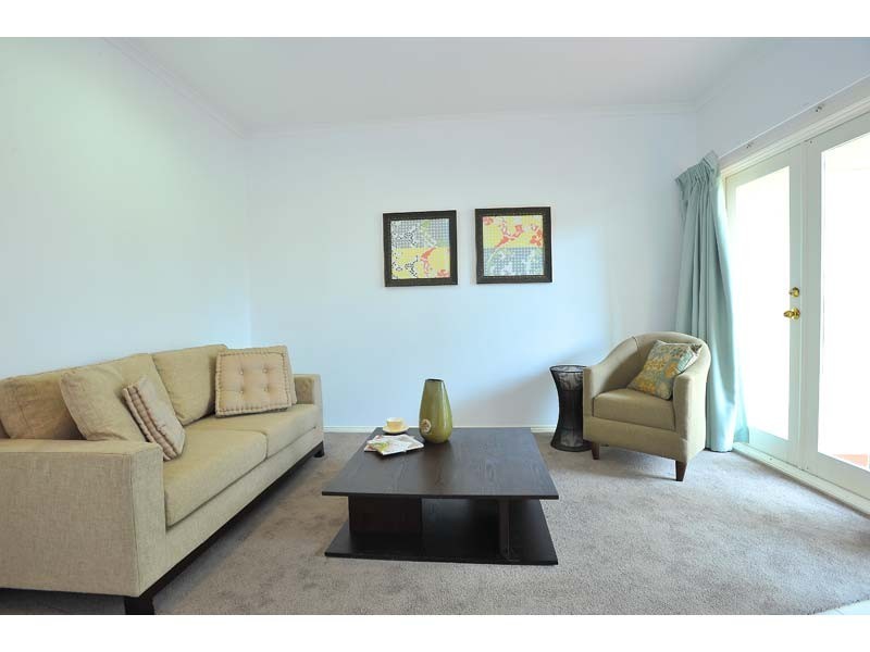 42 The Crescent, Kensington VIC 3031