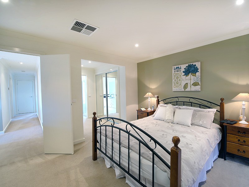 86 Wembley Avenue, Yarraville VIC 3013