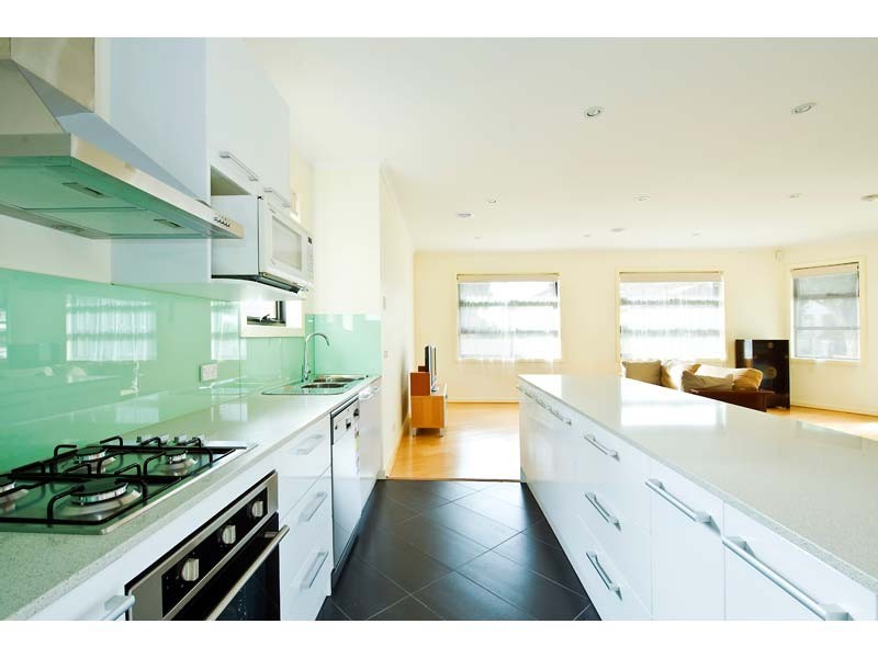 7 Salisbury Street, Newport VIC 3015
