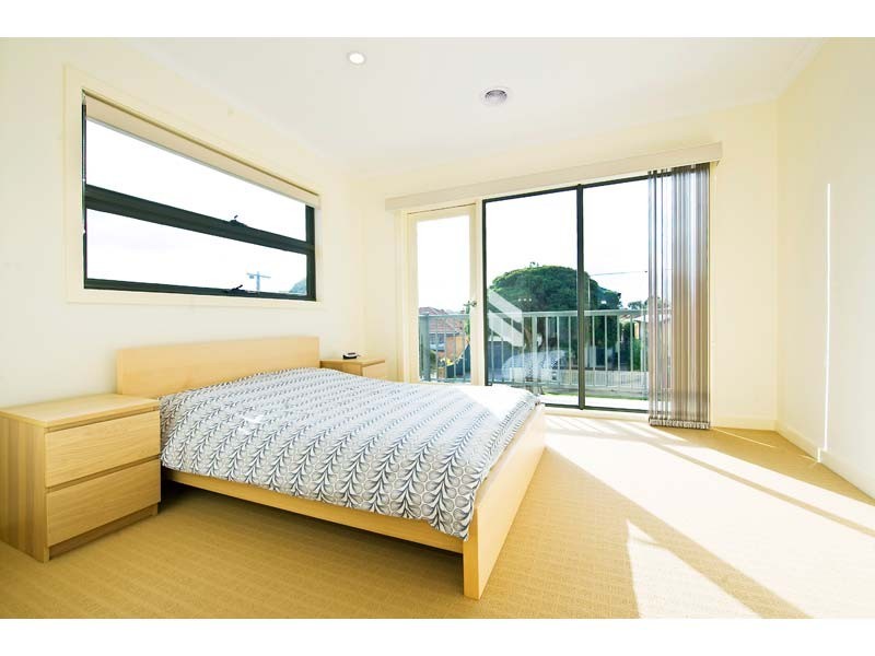 7 Salisbury Street, Newport VIC 3015