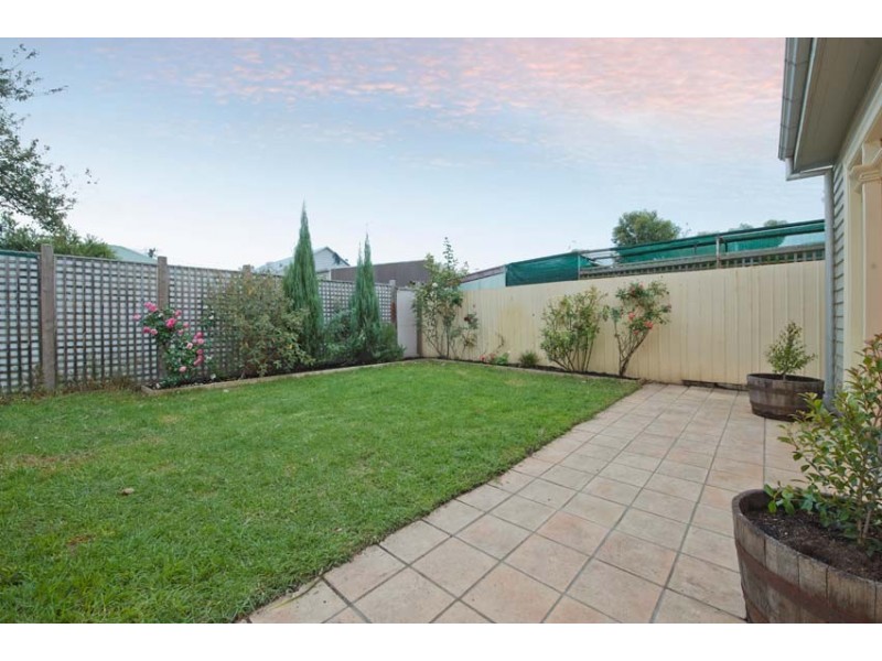 70 Chirnside Street, Kingsville VIC 3012