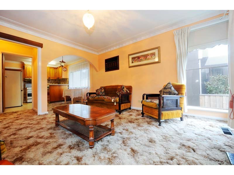 2/34 Cathcart Street, Maidstone VIC 3012