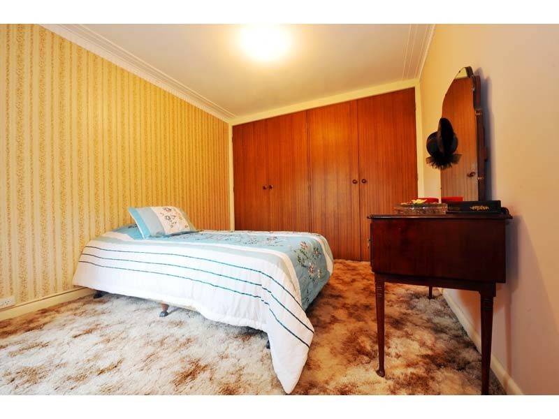 2/34 Cathcart Street, Maidstone VIC 3012