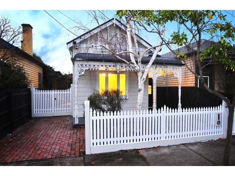 12 Webster Street, Seddon VIC 3011