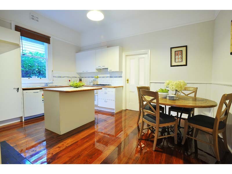 12 Webster Street, Seddon VIC 3011