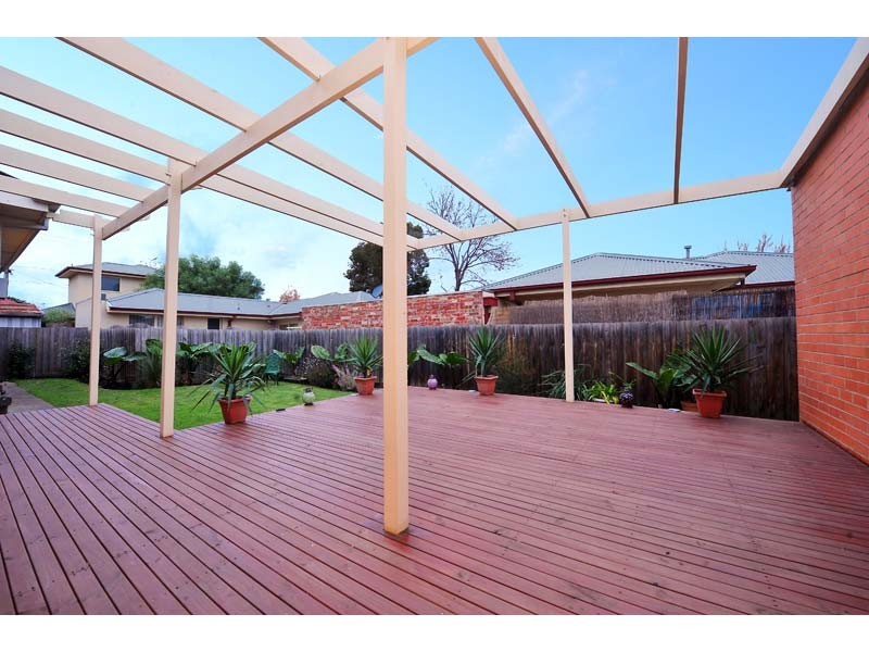 1A Clarendon Parade, West Footscray VIC 3012