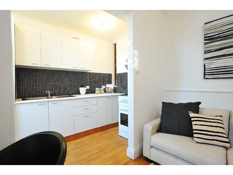 36 Austin Street, Seddon VIC 3011