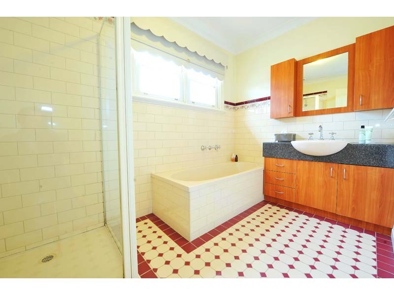 1 Bristow Street, Seddon VIC 3011