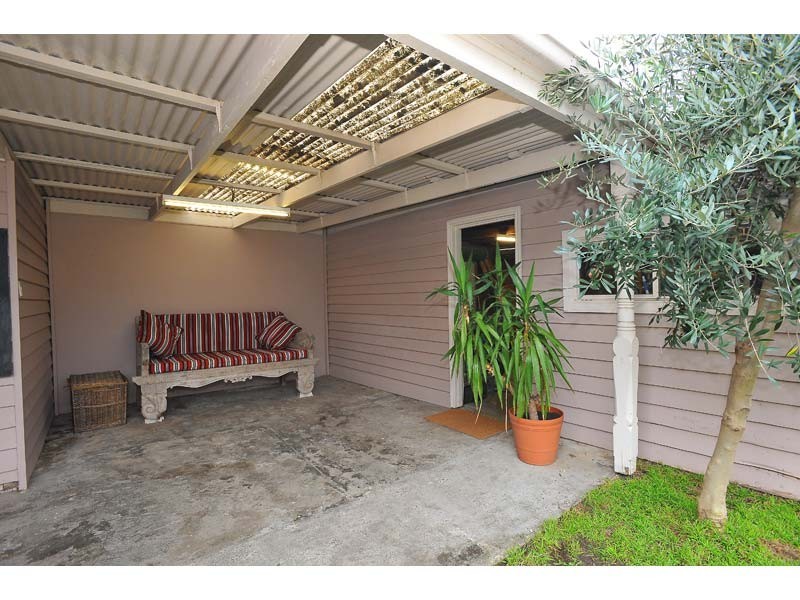 115 Queensville Street, Kingsville VIC 3012