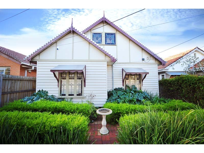 14 River Street, Newport VIC 3015