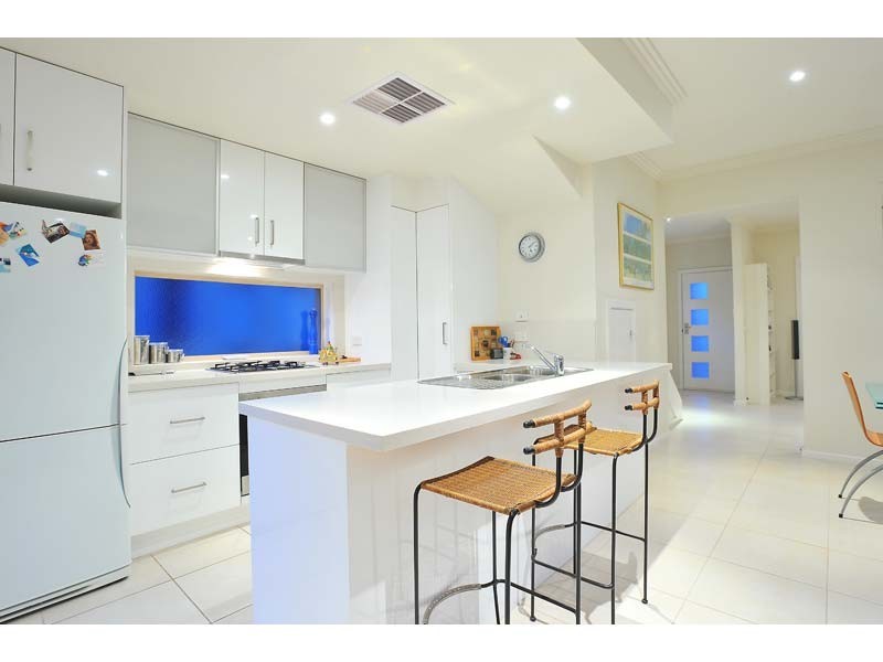 1/37-41 Vernon Street, South Kingsville VIC 3015