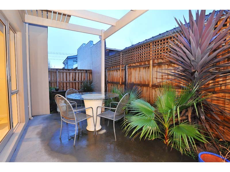 1/37-41 Vernon Street, South Kingsville VIC 3015