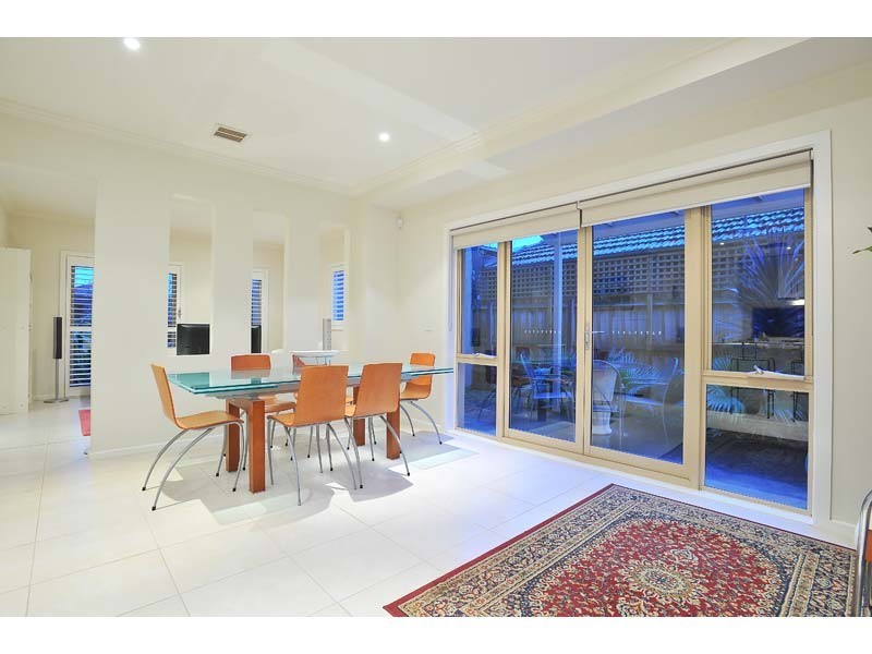 1/37-41 Vernon Street, South Kingsville VIC 3015