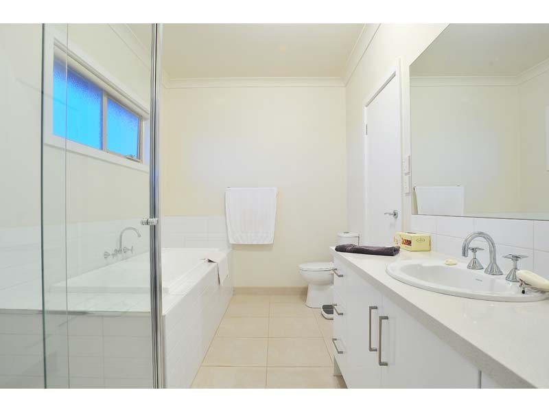 1/37-41 Vernon Street, South Kingsville VIC 3015