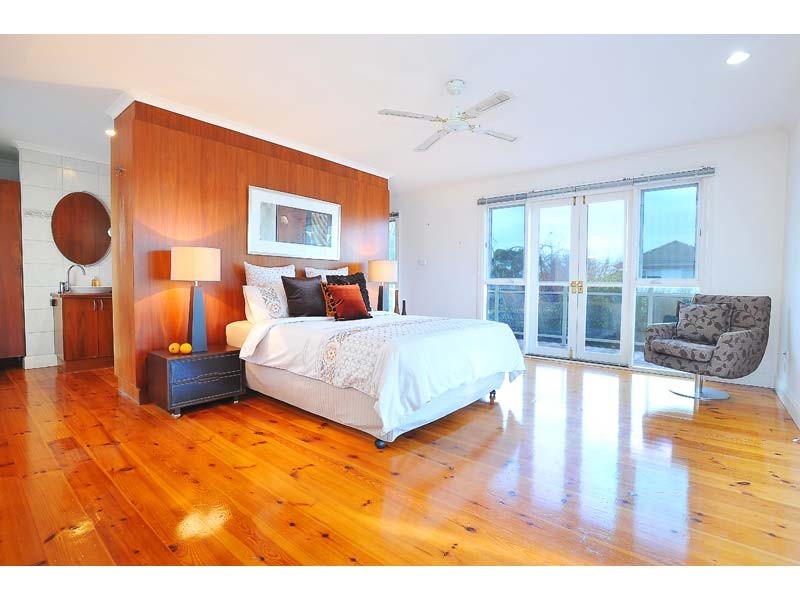 214 Melbourne Road, Williamstown VIC 3016