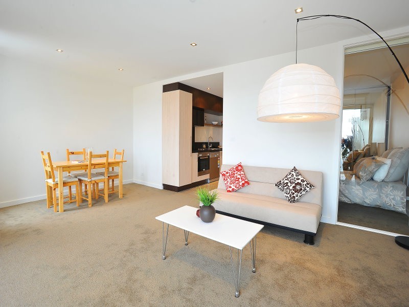 14/4 Crefden Street, Maidstone VIC 3012