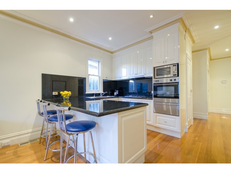 6 Dover Road, Williamstown VIC 3016