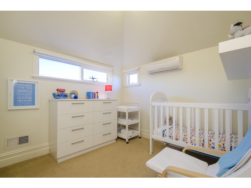 6 Dover Road, Williamstown VIC 3016