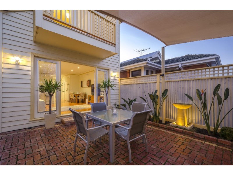 6 Dover Road, Williamstown VIC 3016