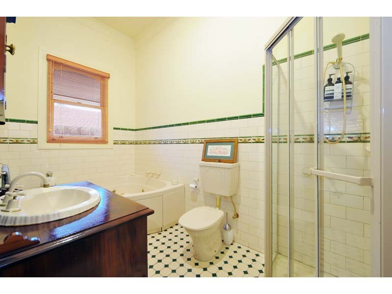 34 Seddon Street, Seddon VIC 3011