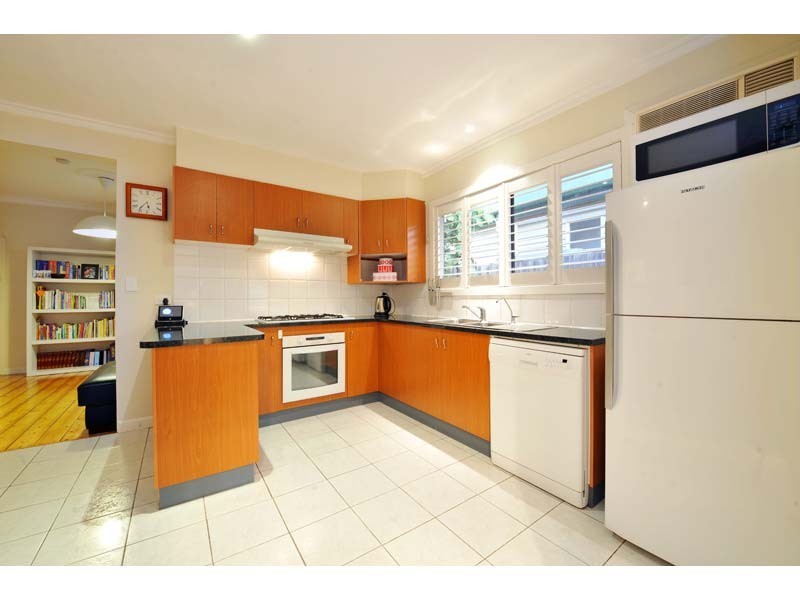 38 Williamstown Road, Kingsville VIC 3012