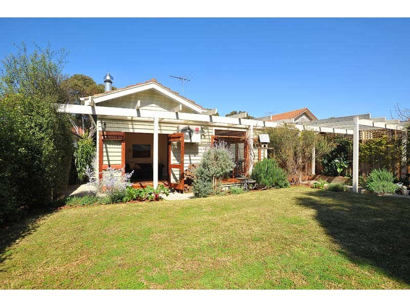 54 Mason Street, Newport VIC 3015