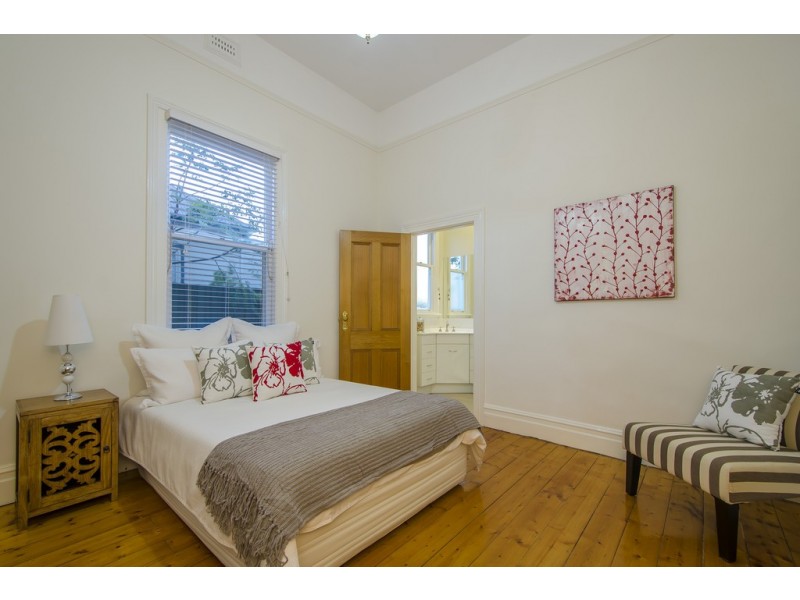 92 Elphin Street, Newport VIC 3015