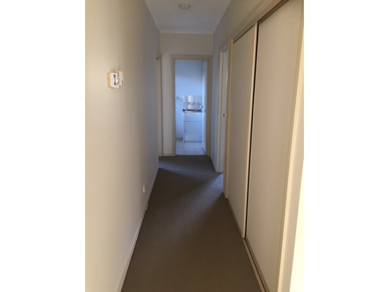 2/28 Hobbs Street, Seddon VIC 3011