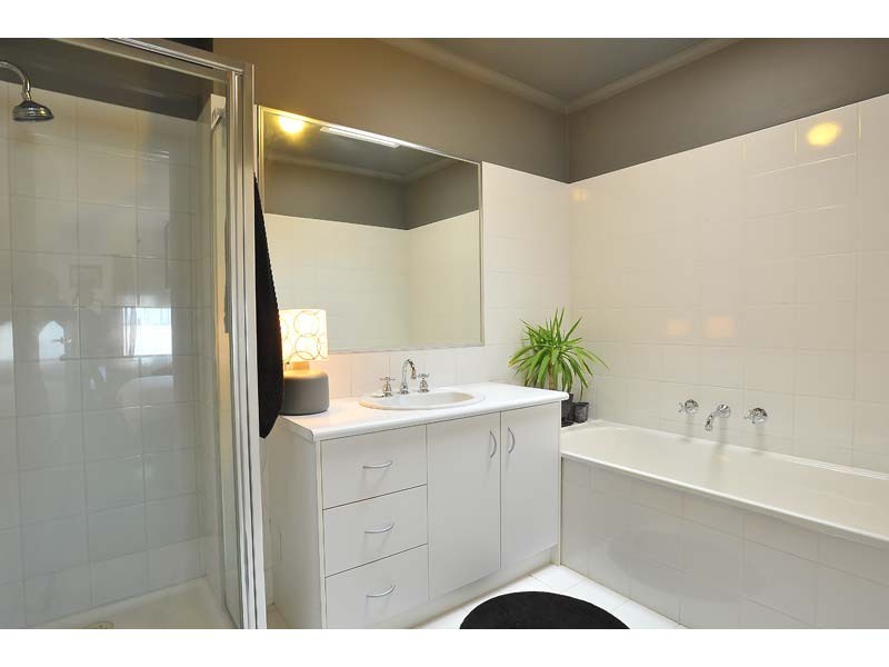 191 John Liston Drive, Newport VIC 3015