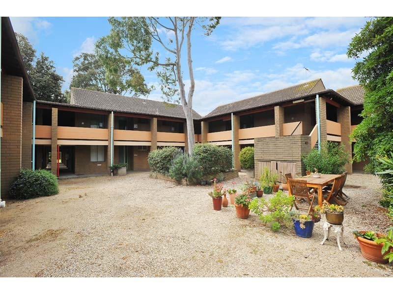 12/4  Techno Park Drive, Williamstown VIC 3016