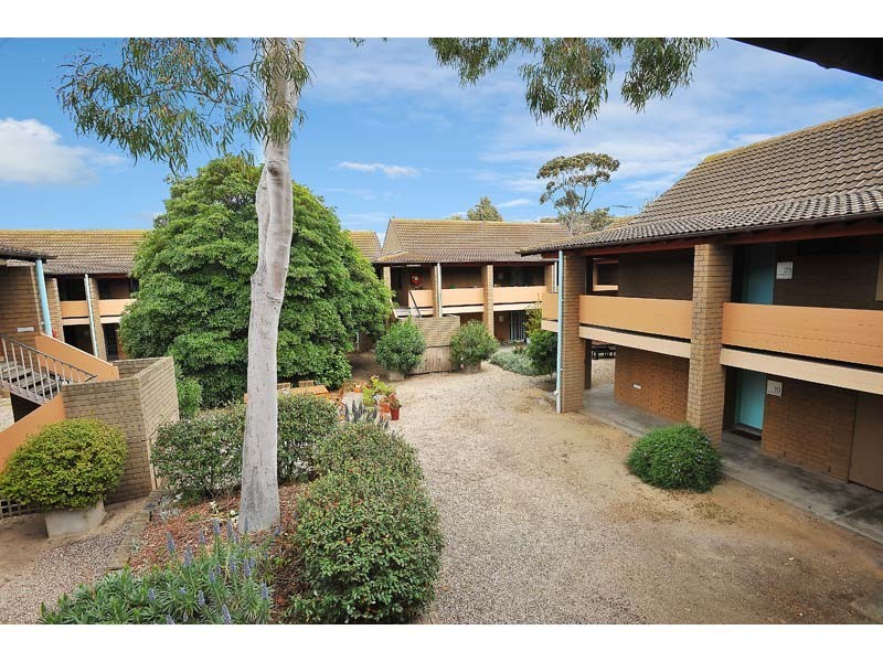 12/4  Techno Park Drive, Williamstown VIC 3016