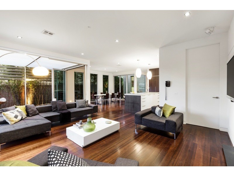 241 Melbourne Road, Newport VIC 3015