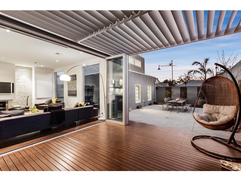 241 Melbourne Road, Newport VIC 3015