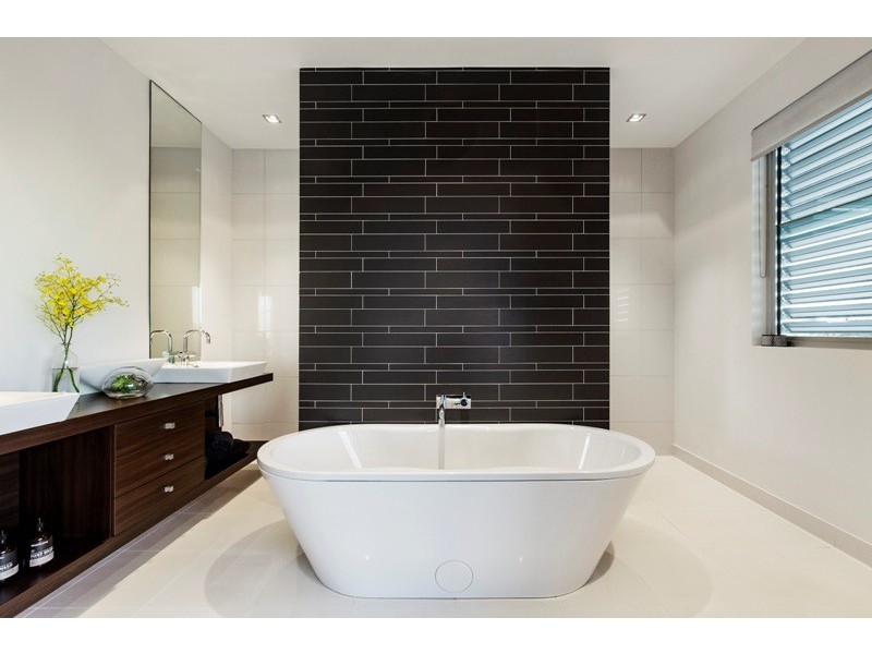 241 Melbourne Road, Newport VIC 3015