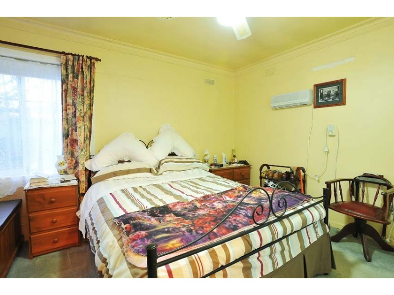 18 West Street, West Footscray VIC 3012