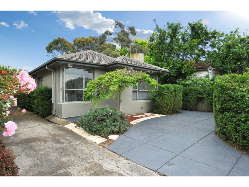 213 Douglas Parade, Newport VIC 3015