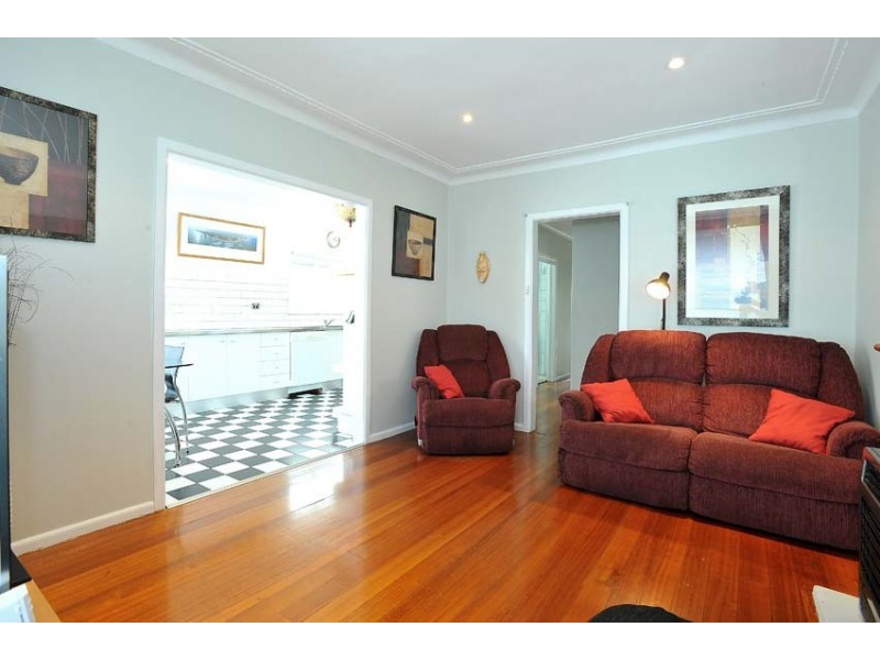 213 Douglas Parade, Newport VIC 3015