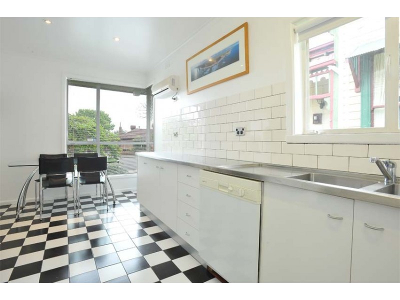 213 Douglas Parade, Newport VIC 3015