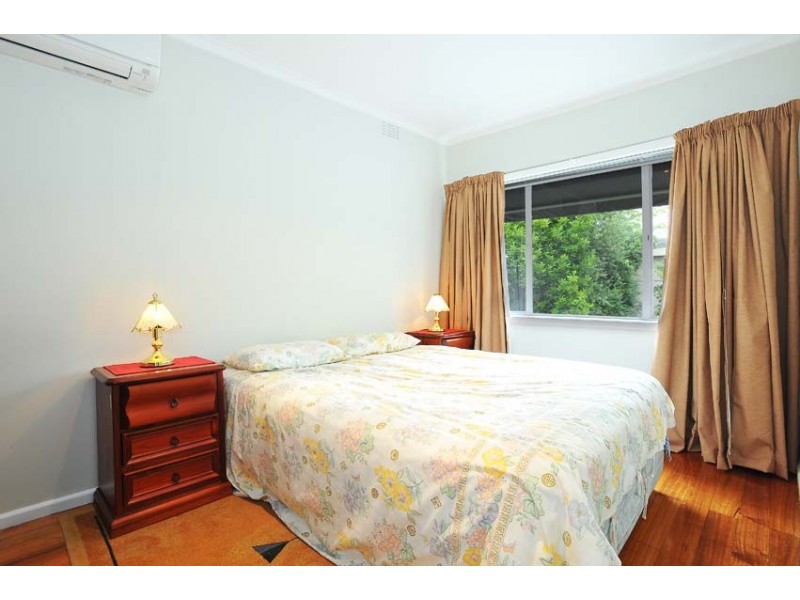 213 Douglas Parade, Newport VIC 3015