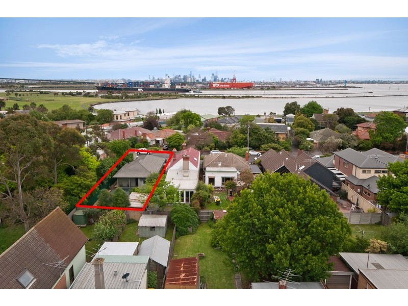 213 Douglas Parade, Newport VIC 3015