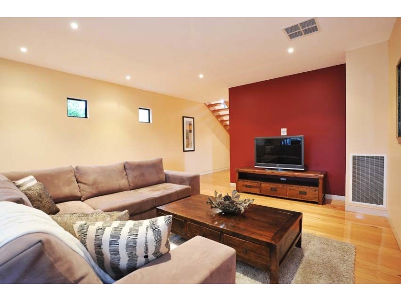 15 Hawkhurst Street, Yarraville VIC 3013