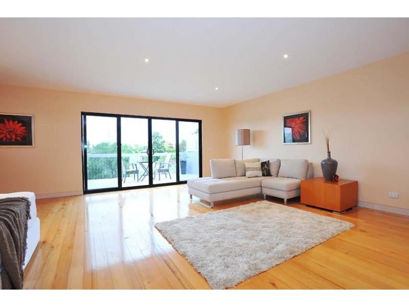 15 Hawkhurst Street, Yarraville VIC 3013