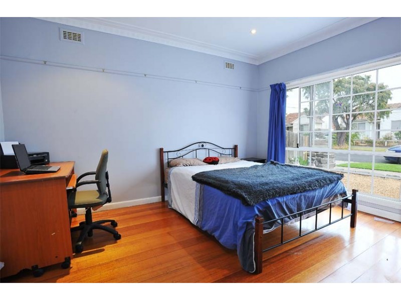 15 Hawkhurst Street, Yarraville VIC 3013