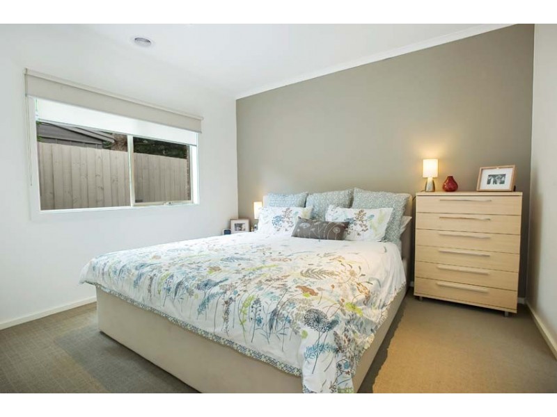 4/180 Woods Street, Newport VIC 3015