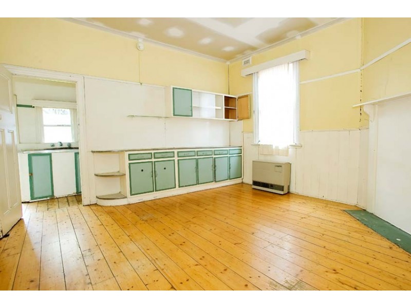 78 Coronation Street, Kingsville VIC 3012