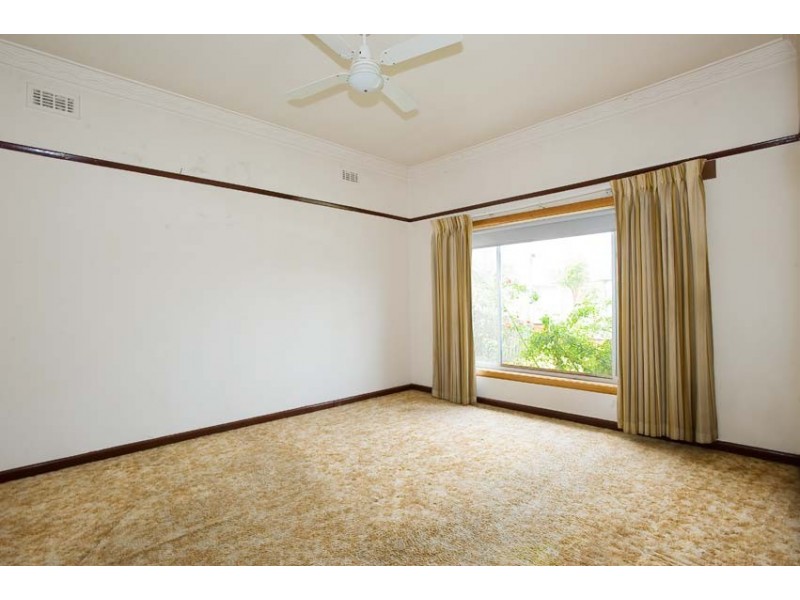 4 Angliss Street, Yarraville VIC 3013