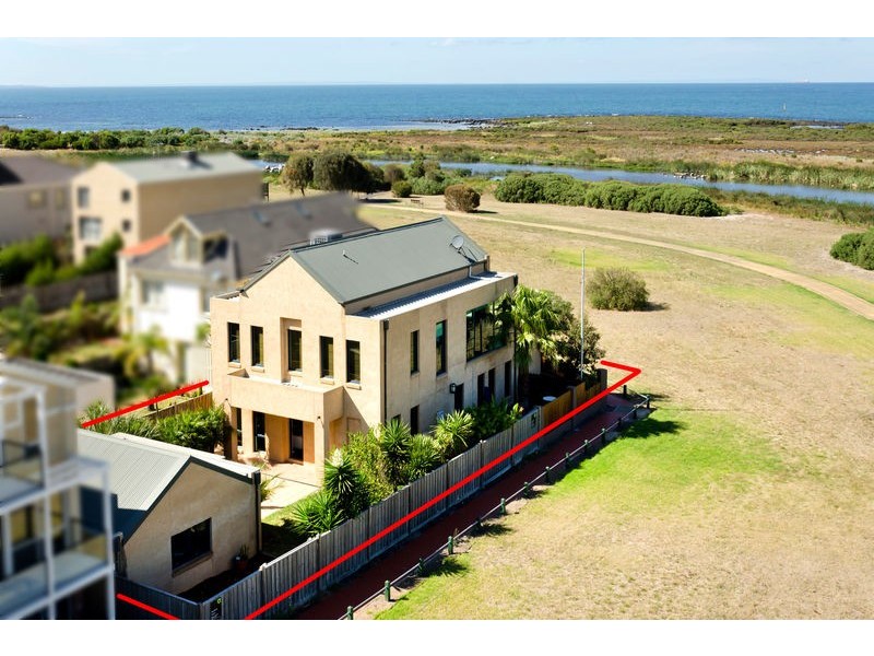 39 Sandpiper Place, Williamstown VIC 3016