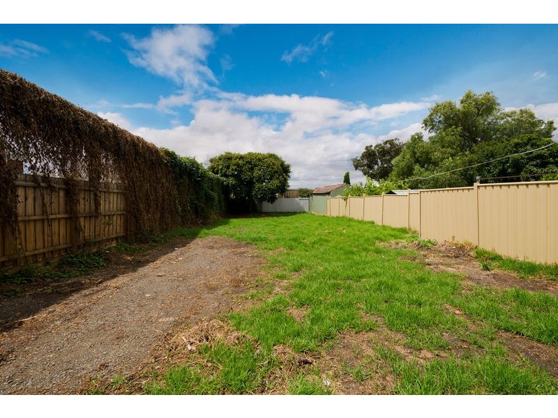 194 Douglas Parade, Newport VIC 3015